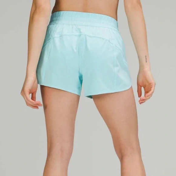 Lululemon Tracker Short 4” in Icing Blue SZ 4 EUC - Picture 3 of 6